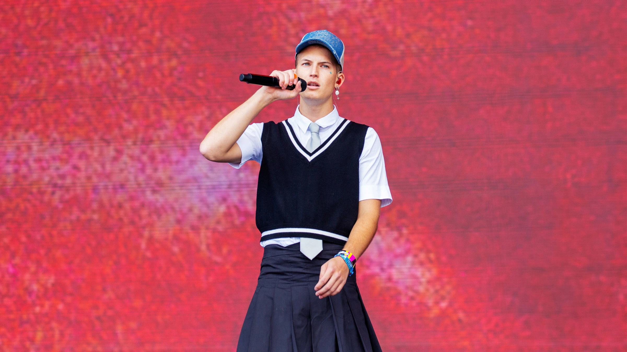 Gus Dapperton