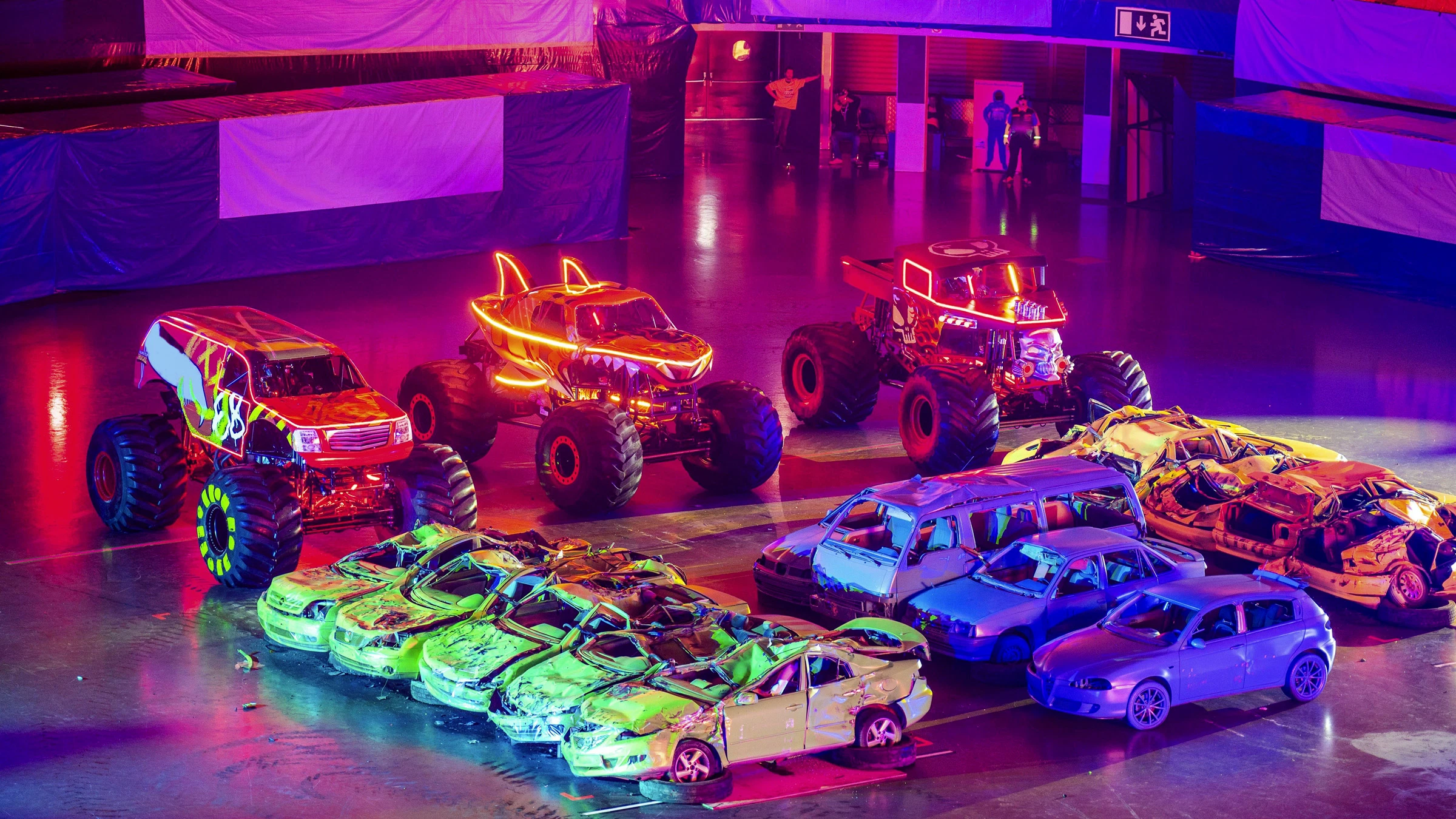 Hot Wheels Monster Trucks Live Glow-N-Fire