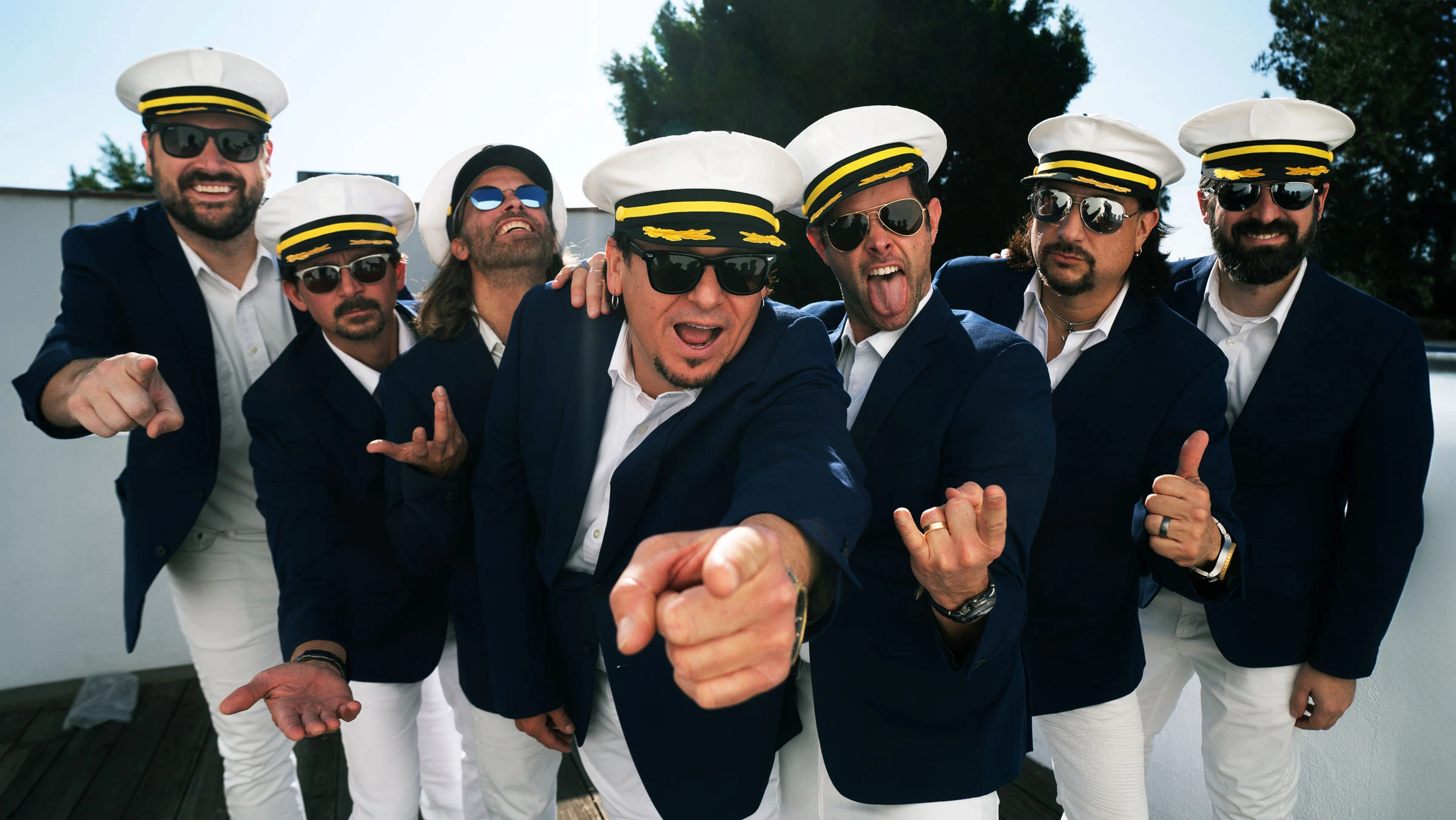 Yachtley Crew