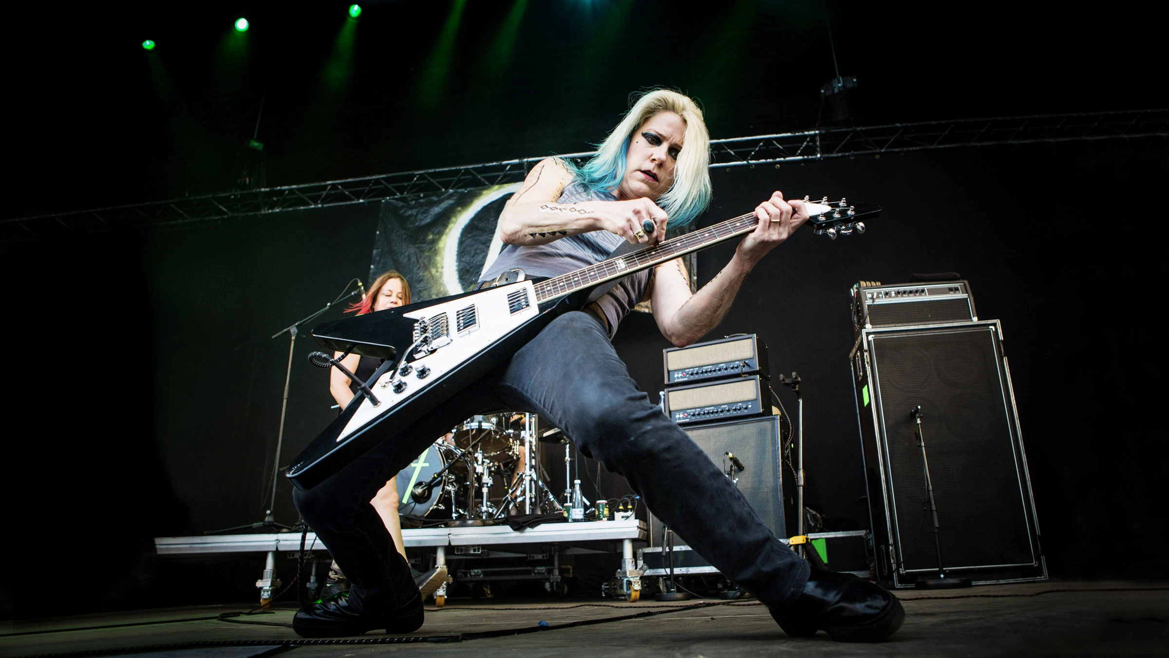 L7