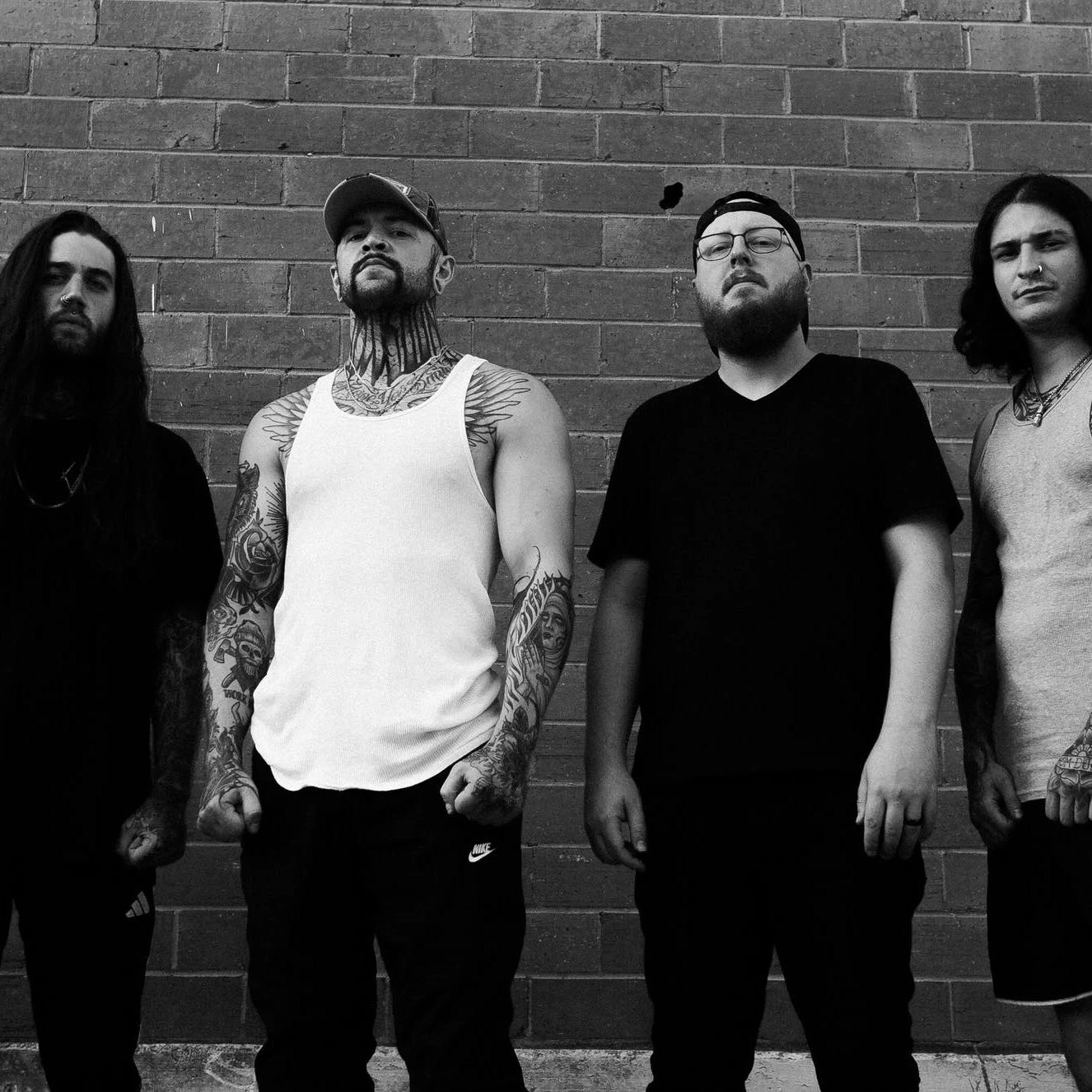 To The Grave + Crown Magnetar - The Sawed Off Suffering Tour
