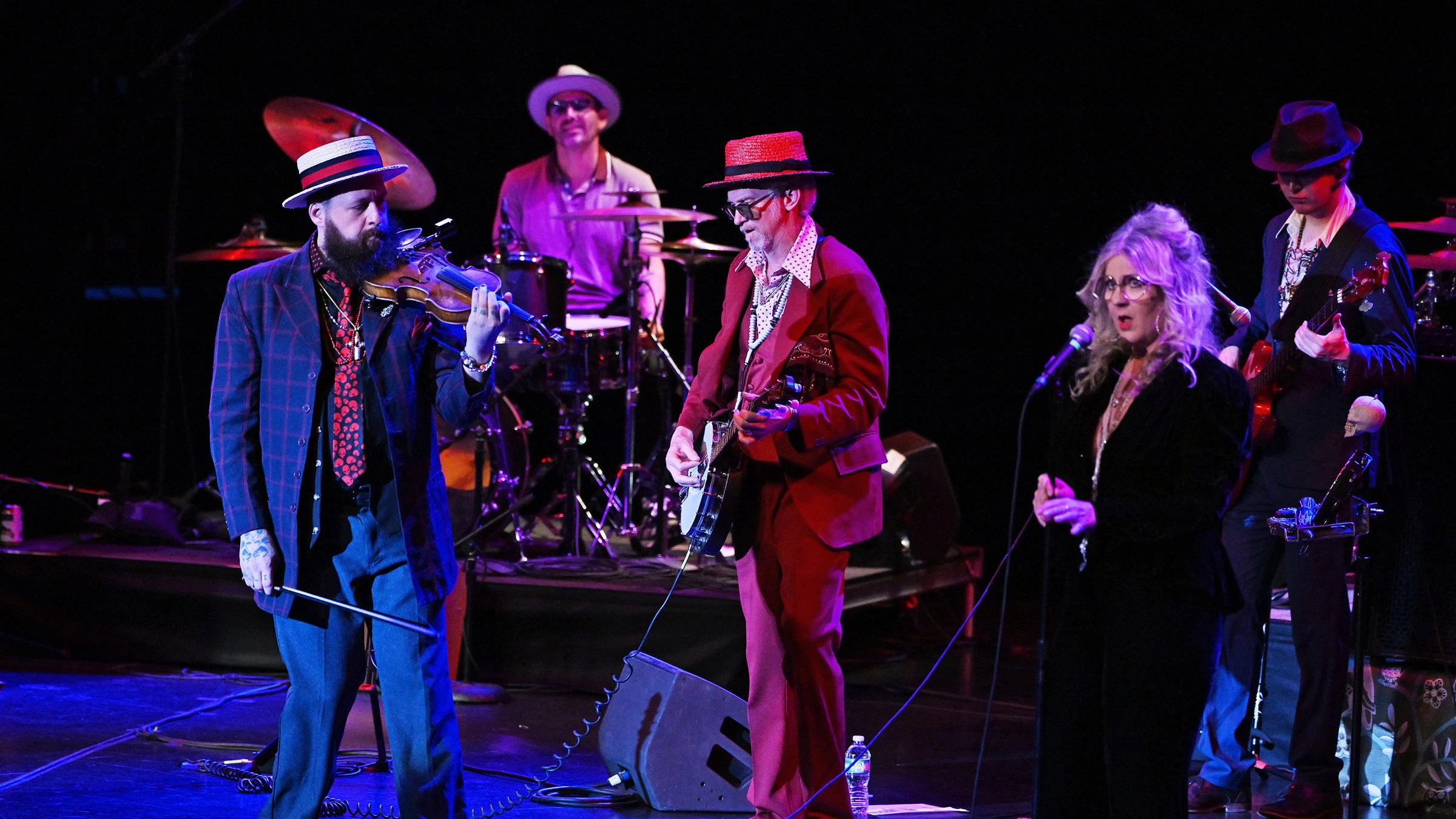 Squirrel Nut Zippers