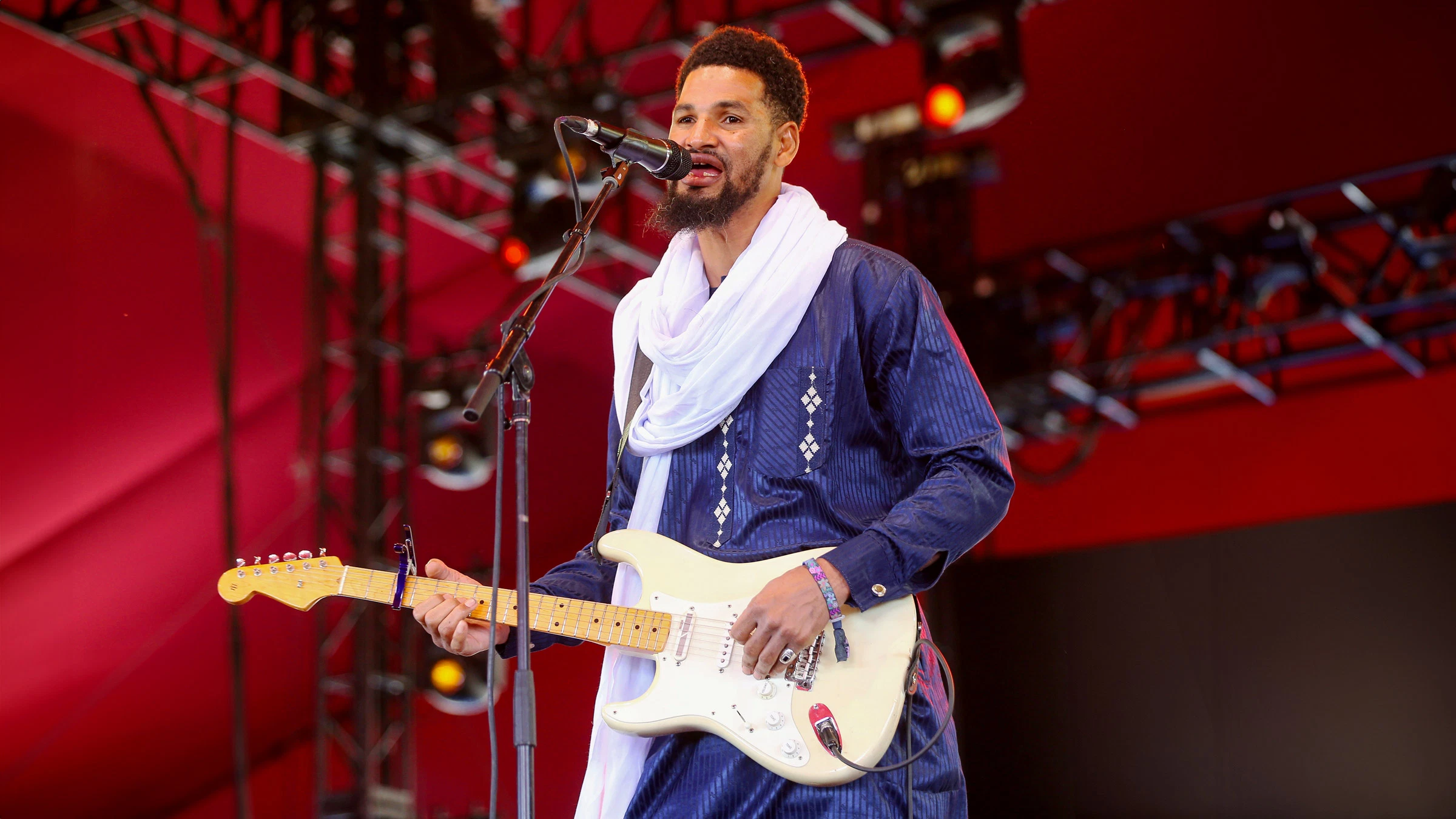 Mdou Moctar (Solo)
