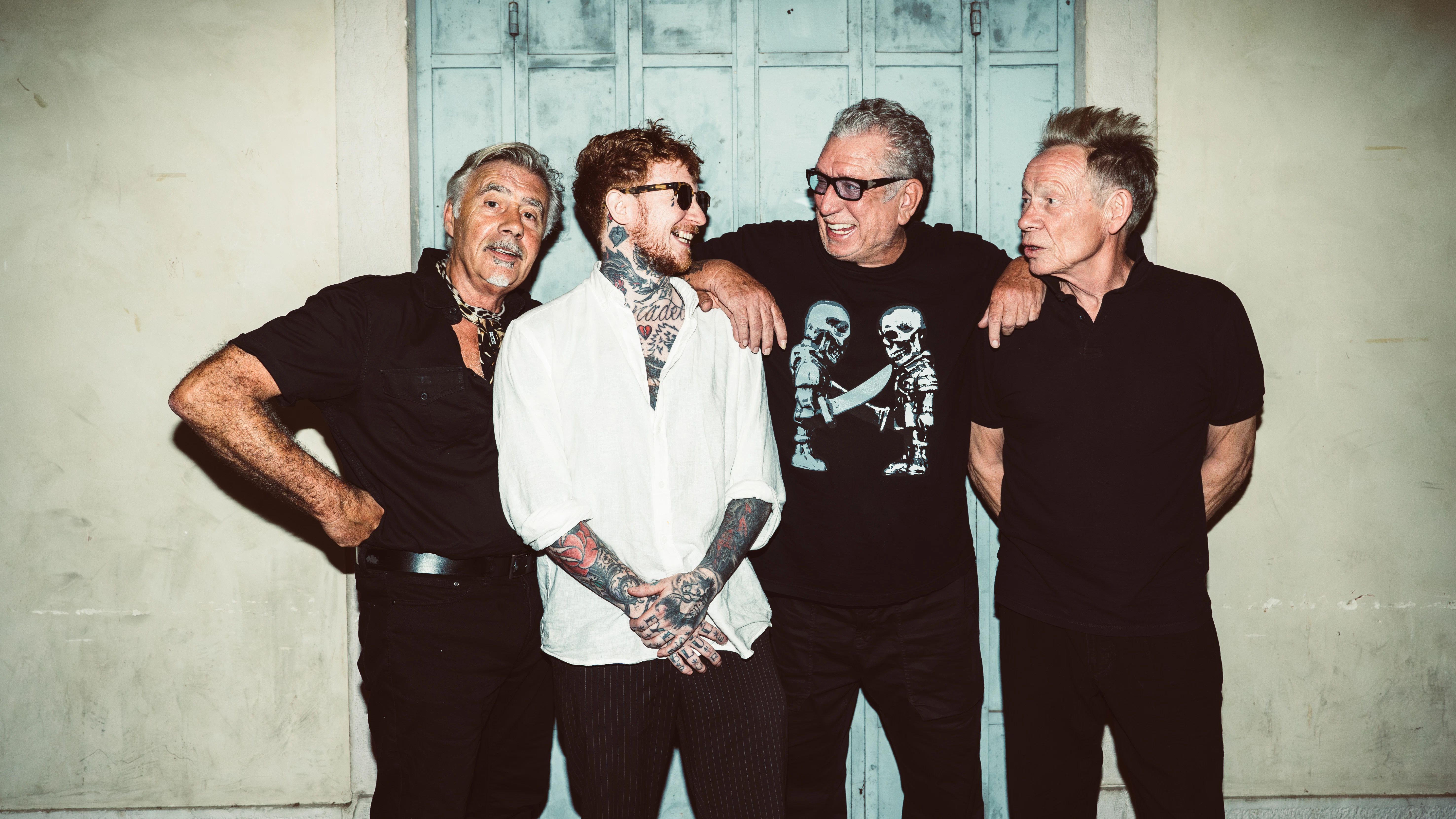 SEX PISTOLS (Steve Jones, Paul Cook, Glen Matlock) feat. Frank Carter