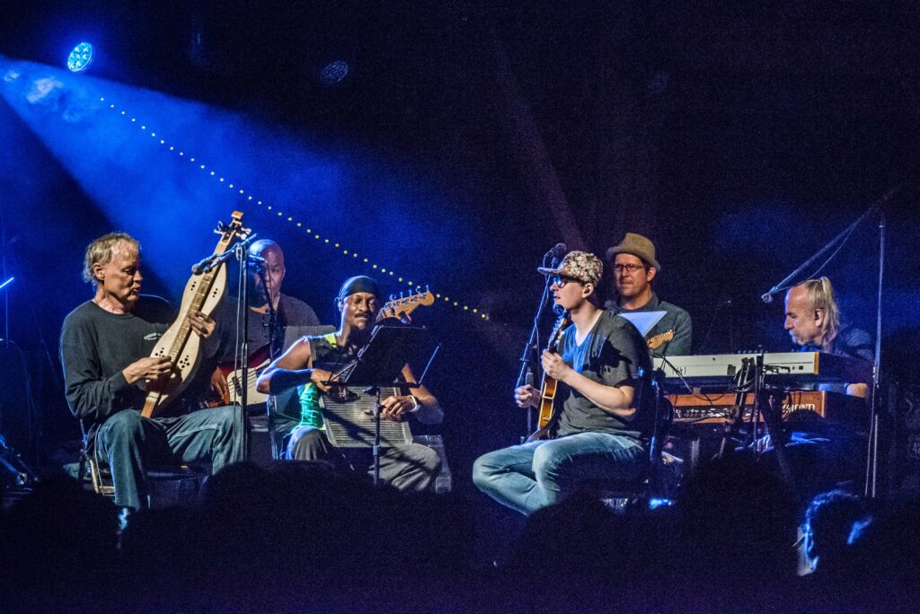Bruce Hornsby & The Noisemakers