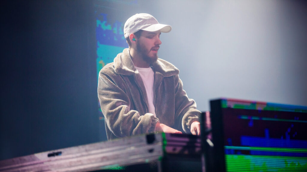 San Holo